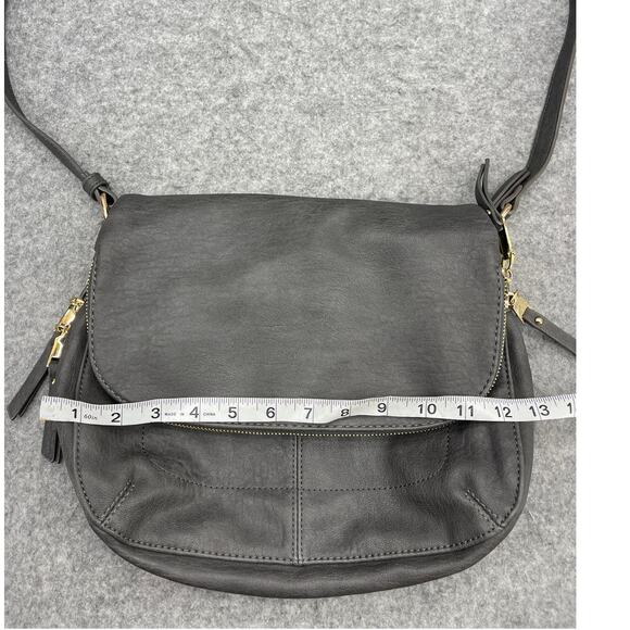 Miztique Black Vegan Leather Messenger Hobo Saddle Bag Crossbody Purse - Picture 6 of 16